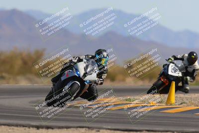 media/Mar-12-2023-SoCal Trackdays (Sun) [[d4c8249724]]/Turn 15 (145pm)/